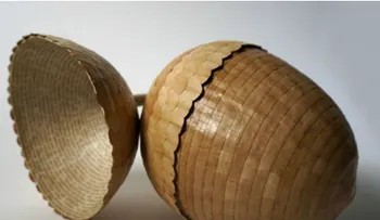 Artista crea hermosas piezas utilizando papel de libros o revistas viejas 
