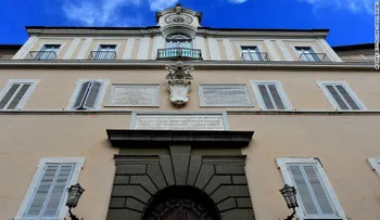 El papa abre al público su residencia privada de verano