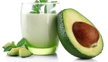 Cuando sepas todo lo que cura el jugo de aguacate, lo tomarás todos los días
