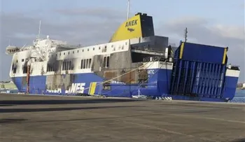 Calor y humo demoran búsqueda de cadáveres en ferry griego 