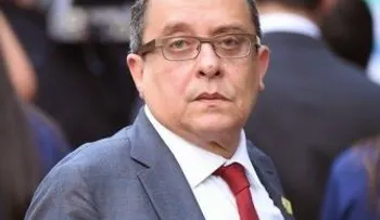 Autoridades de Brasil acusan a Joao Santana de evadir pago impuestos 