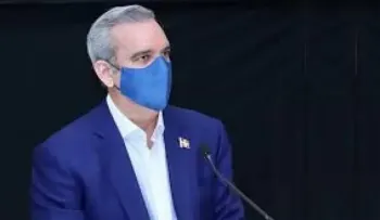 Presidente trabaja el Día del Padre y su esposa Raquel se enoja; Abinader dice que gobierna en el país, menos en su casa
