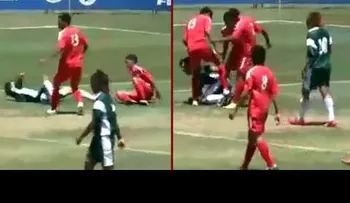 ¿Fue penal?: Estos defensores quieren obtener el balón a toda costa