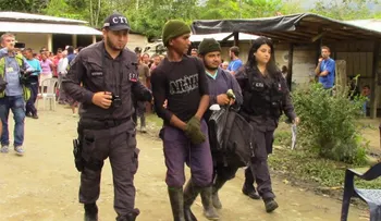 Denuncian incursión de supuestos paramilitares en comunidad de paz de San José de Apartadó, en Colombia