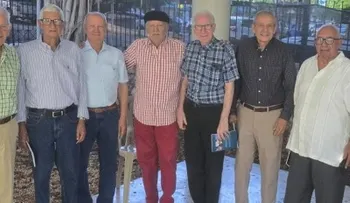 Presentan en Santo Domingo la biografía de Marcos Soto, ocoeño que triunfó en el deporte y la banca