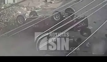 Camioneta se accidenta con 20 personas en Honduras