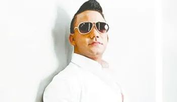 Elvis Martínez: â??Mi carrera cada día más va  en ascensoâ?