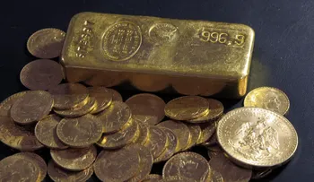 Un francés hereda una casa y encuentra 3.5 millones de euros en lingotes y monedas de oro