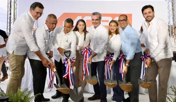 Presidente Abinader cumple su palabra de volver a Ocoa para iniciar carretera Nizao-Rancho Arriba