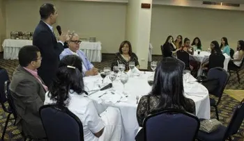  Ministerio de la Juventud ofrece cena a jóvenes dominicanos meritorios en Nueva York  