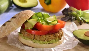 Hamburguesa de quínoa con verduras