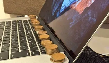 Si tu laptop se recalienta, soluciónalo con MONEDAS 