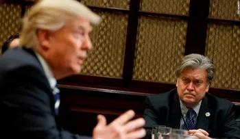 Bannon lamenta haber tardado en responder a explosivo libro sobre Trump