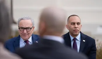 Demócratas favoritos para arrebatar el Congreso a Trump en las elecciones de medio mandato