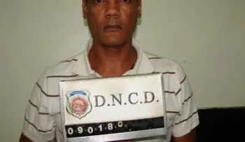 La DNCD apresa en SD Este a un sospecho de narcotráfico con un kilo de â??cocaâ? y  una pistola