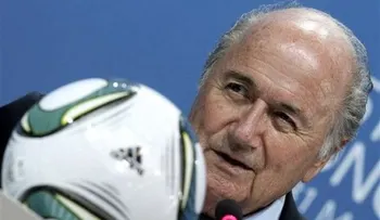 FIFA: Blatter se reúne con presidentes de confederaciones 