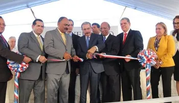Presidente Medina inaugura dormitorios en Universidad ISA