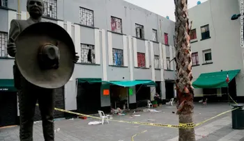 Hombres disfrazados de mariachis matan a 5 personas en Plaza Garibaldi, de México