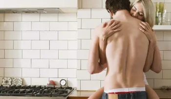 Descubre todo acerca de los poppers