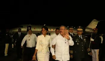 Danilo regresó anoche al país tras participar en la Cumbre Iberoamericana 