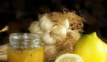 ¡Para ponerte en buena onda en Navidad y Año Nuevo: baja peso en 3 días con jugo de ajo y limón    