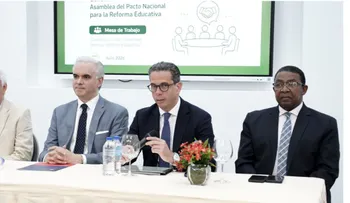 De Camps encabeza foro del Pacto Educativo