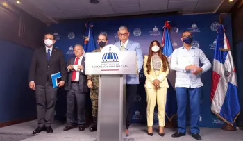 Gobierno da un plazo de 90 días a empresas para regularizar estatus de empleados extranjero