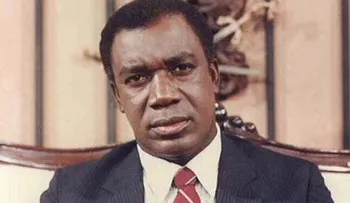 Abinader se compromete a rescatar principios de Peña Gómez