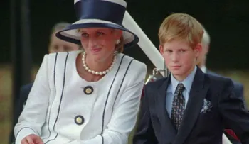 El príncipe Enrique revela que vivió en "el caos total" tras la muerte de Diana