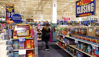 Amazon no mató a Toys "R" Us. Esto es lo que lo hizo