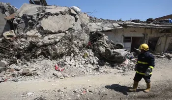 Ataques aéreos de la coalición contra ISIS mataron al menos a 352 civiles, según el Pentágono