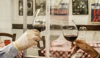 La OMS insta a disminuir consumo de alcohol para reducir el cáncer de mama