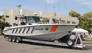 EE.UU. dona bote valorado en US$250 mil a Armada de RD