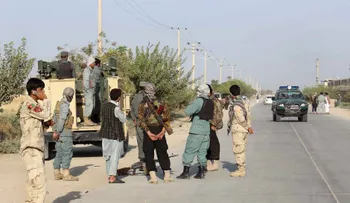 Fuerzas afganas lanzan una operación en Kunduz