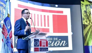 Ministro de Educación pone en marcha plan de gestión ambiental y riesgos en escuelas