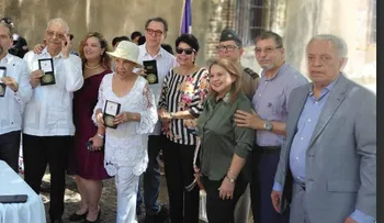 Efemérides recuerdan 60 años de renuncia de Caamaño