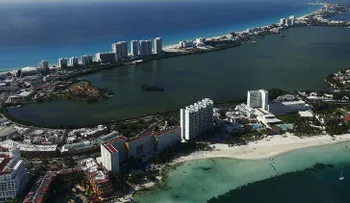 Cómo Trump busca apoderarse de 26 valiosas propiedades en las costas del Caribe mexicano