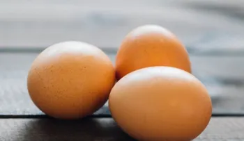 Una mascarilla de huevo con pepino que te quitará 5 años de edad