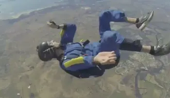 Dos paracaidistas mueren en salto cuando su paracaídas no se abrió