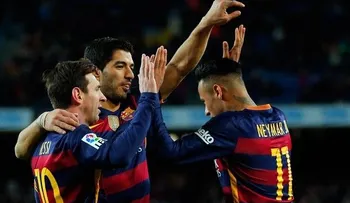 Exhibición de Messi y triplete de Suárez