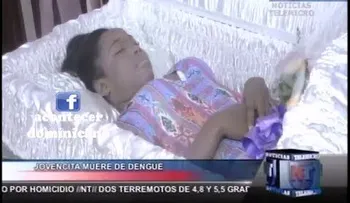 Velorio de joven de 19 años que murió horas después de ser diagnosticada con dengue