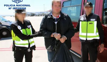 España entrega a Francia a proveedor de armas usadas en ataques de París
