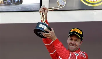 Sebastian Vettel superó a Kimi Raikkon y triunfa en Mónaco