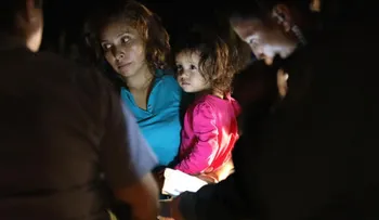 Niños y padres están siendo separados en la frontera: esto es lo que sabemos