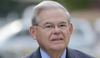 Anulan juicio por corrupción contra senador Robert Menendez