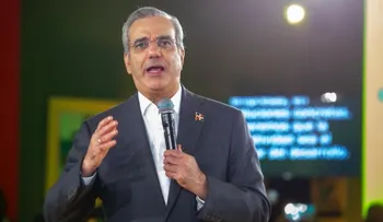 Abinader: "No hay legado más grande que mejorar el país ni patriotismo mayor que servir con buenas ideas"