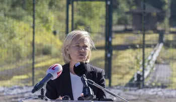Finlandia finaliza construcción de valla de 200 kilómetros en su frontera con Rusia