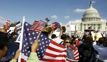 Senado de EEUU considera reforma de inmigración