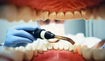 Se escapa de la cárcel para ir al dentista y luego se entrega