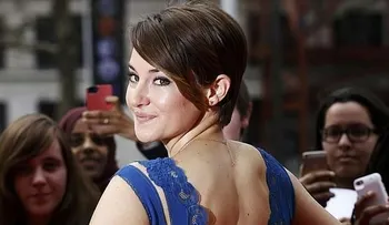 La nueva moda de los famosos: No lavarse el pelo en 30 días